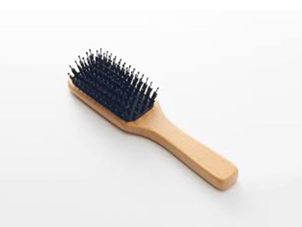 The Body Set Oval Beech Hair Brush 3048 1 piece